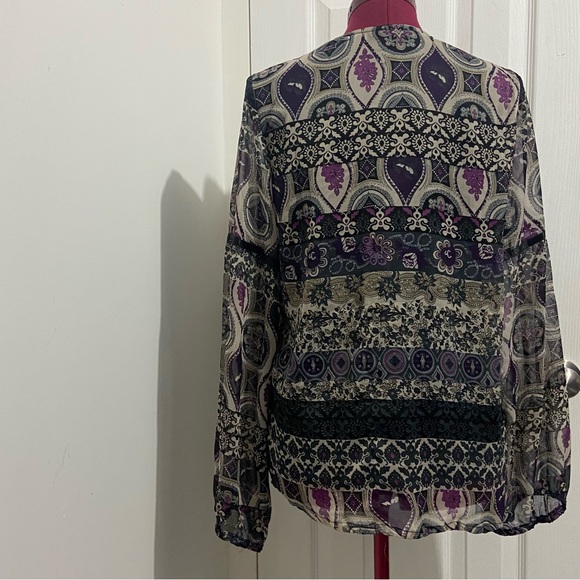 Coupe’ Collection women floral sheer lined long sleeves tunic. Size S. Used. - Picture 4 of 7